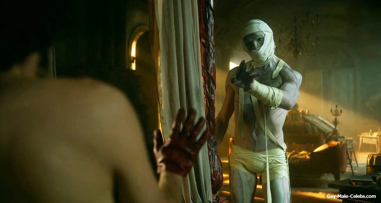 Jacob Elordi shirtless in Frankenstein