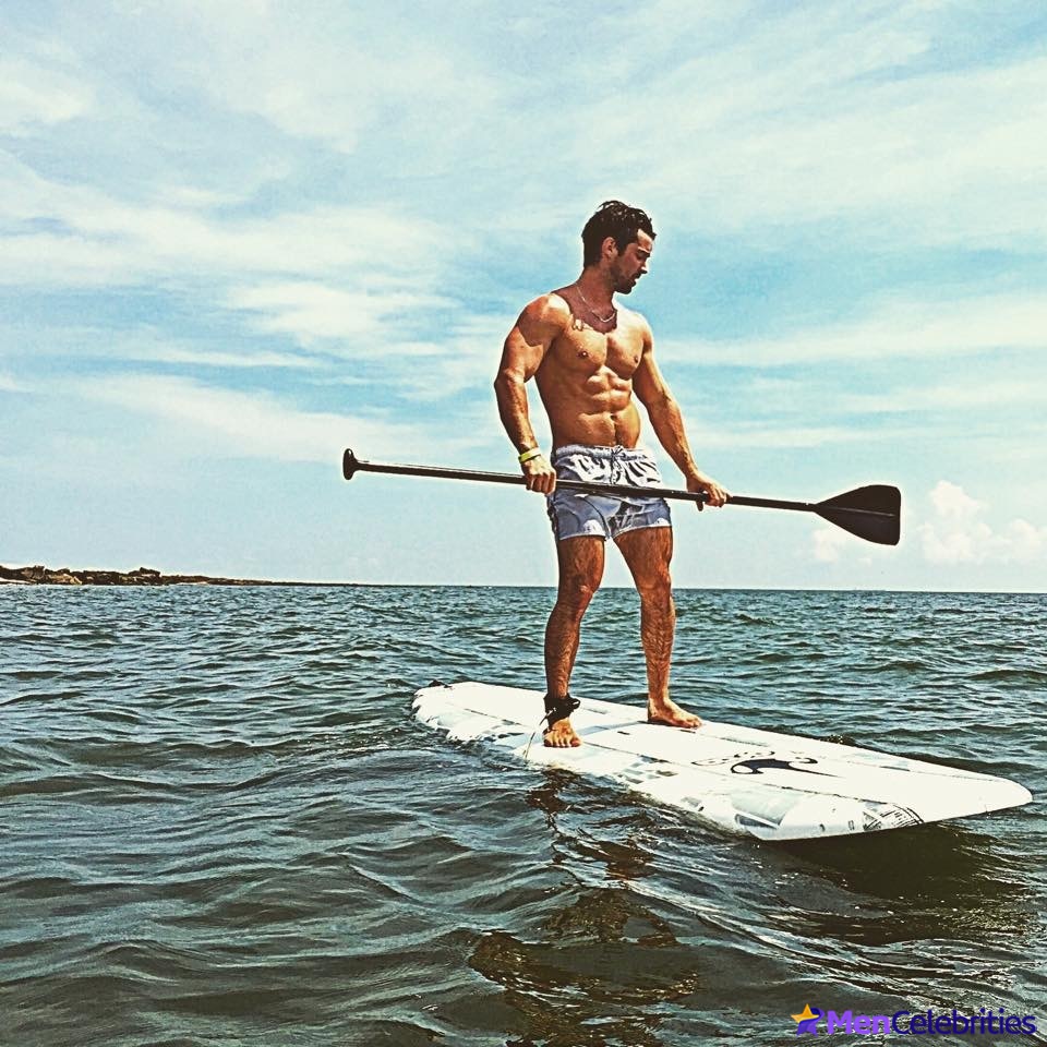 Joey Scarpellino nude pics