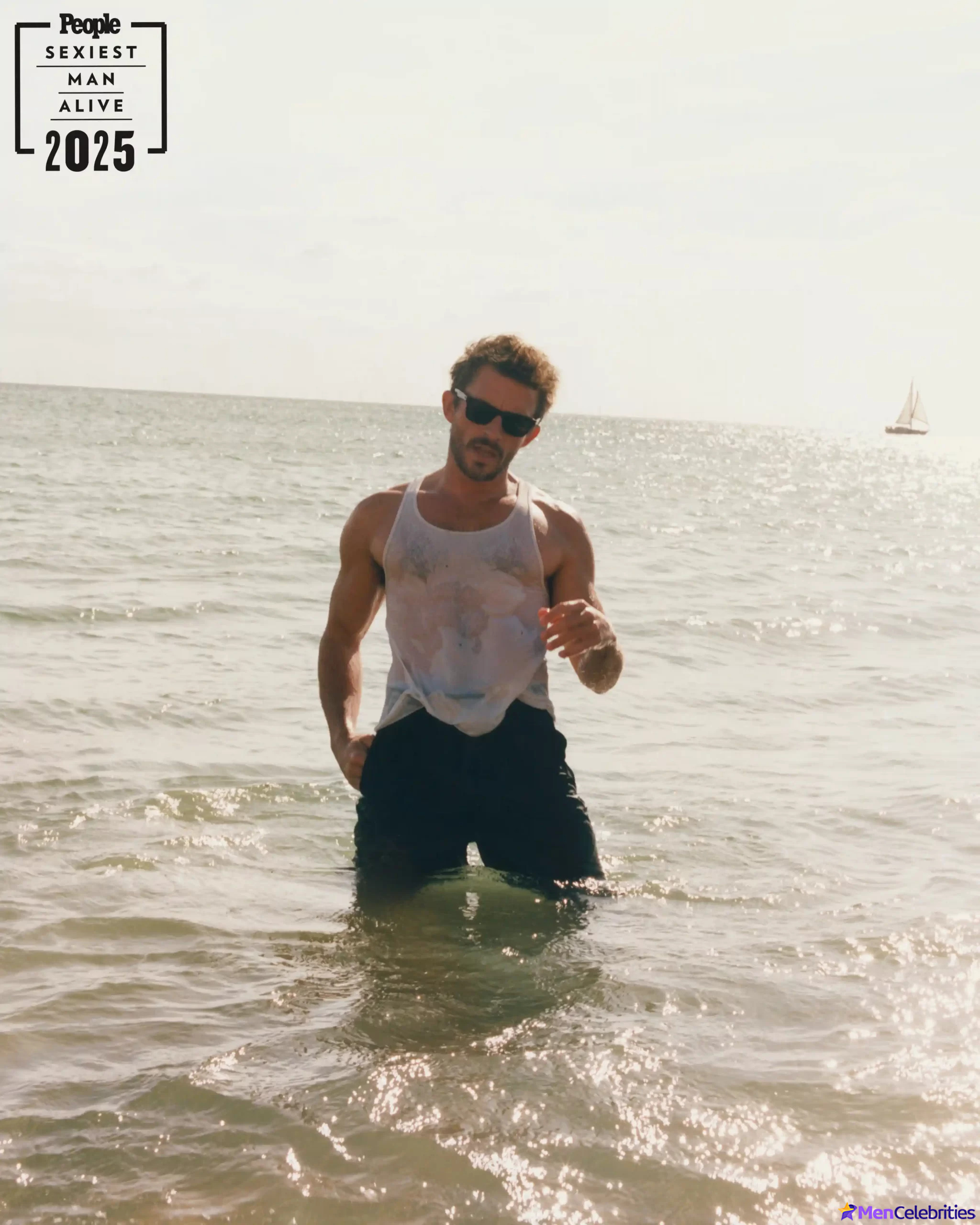 Jonathan Bailey sexy for People