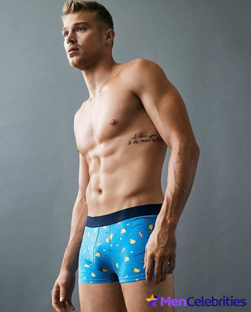 nude male celebrity model