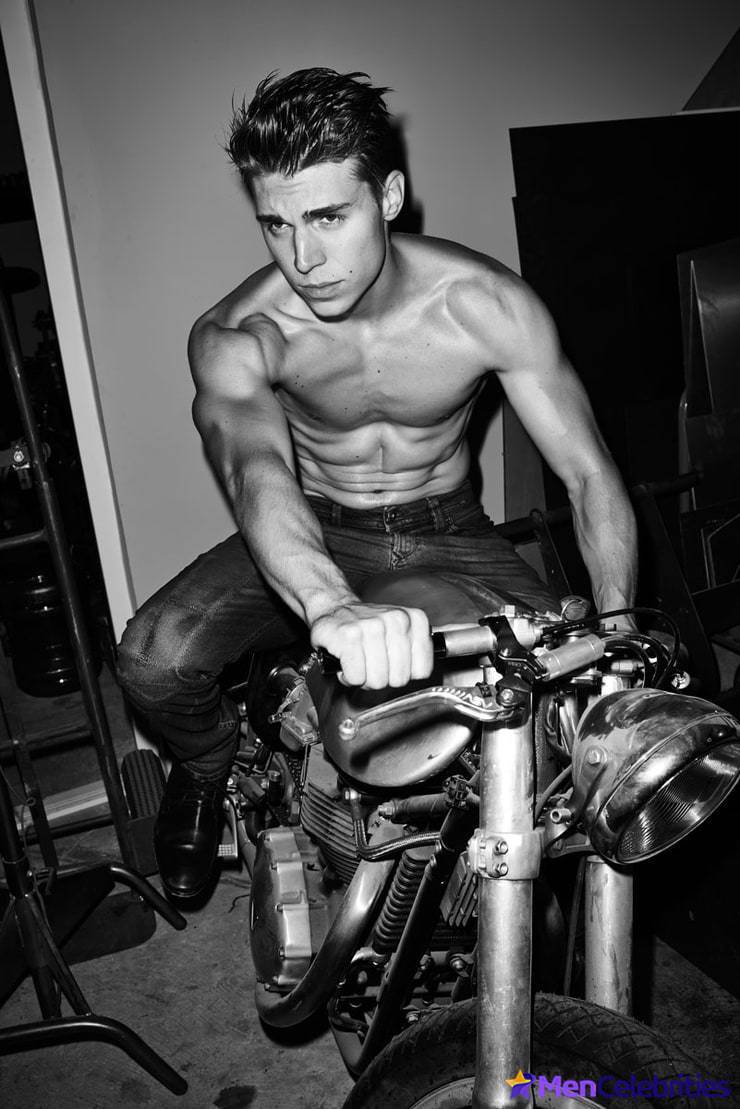 Nolan Gerard Funk nude photos