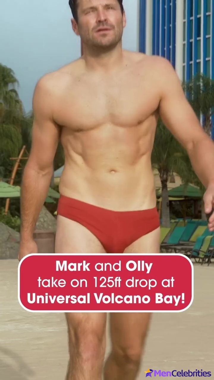 Olly Murs and Mark Wright at Universal Volcano Bay