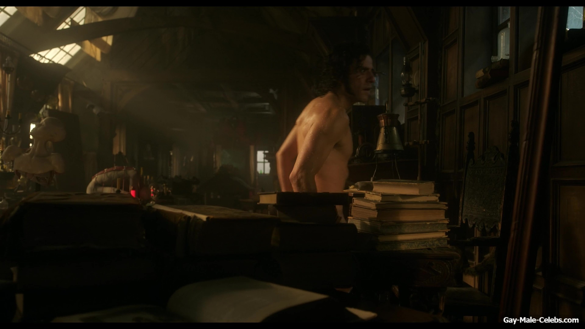 Oscar Isaac nude in Frankenstein