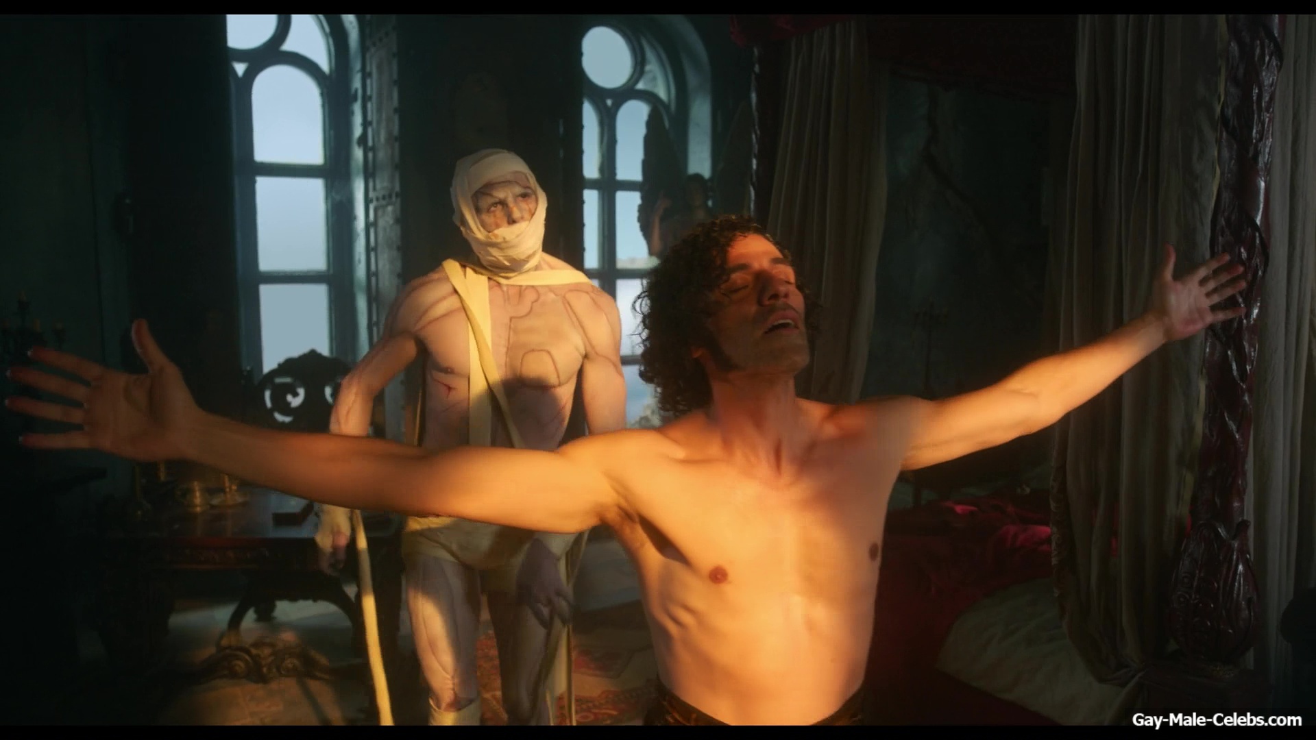 Oscar Isaac shirtless