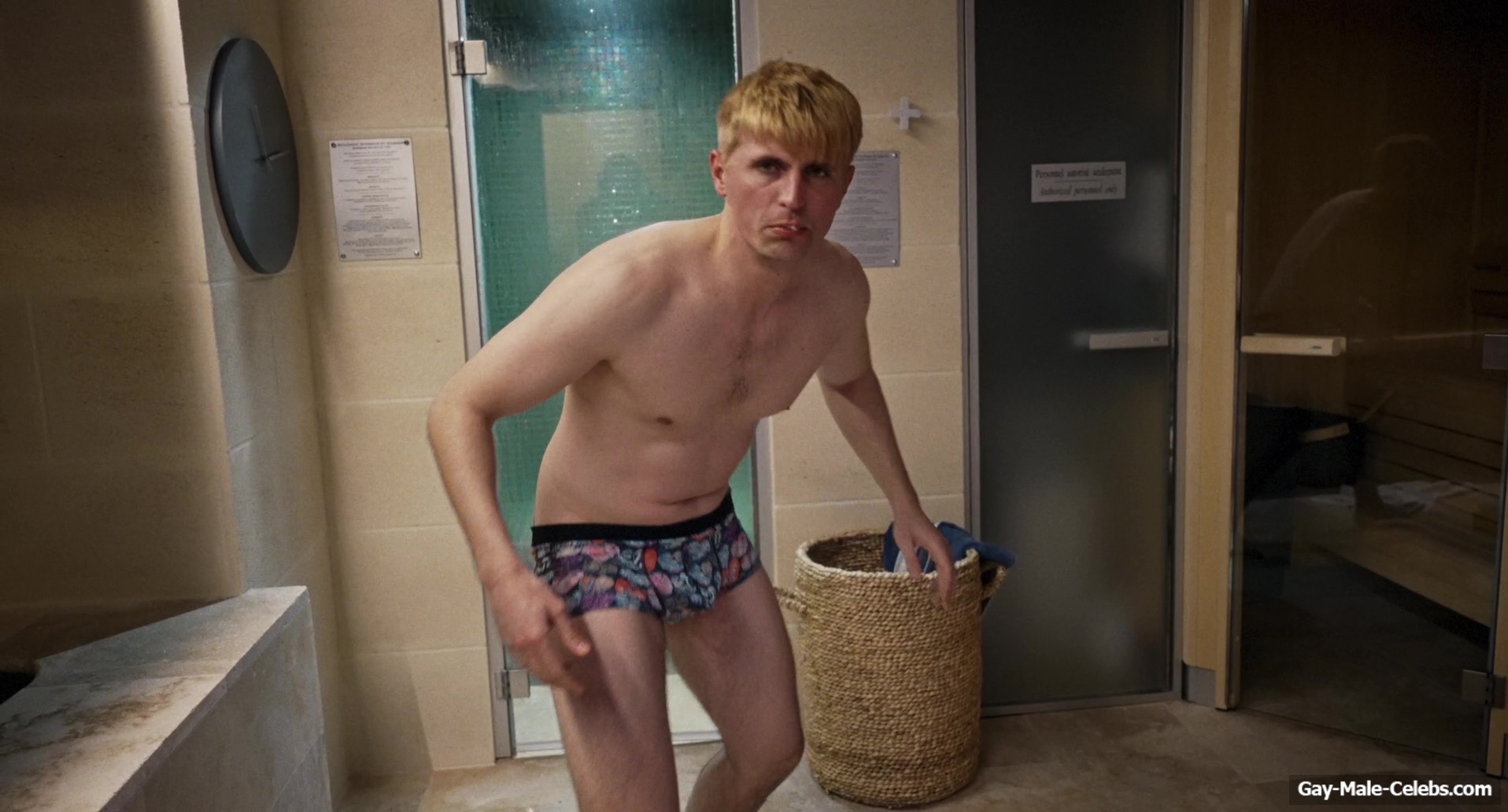 Raphael Quenard penis bulge