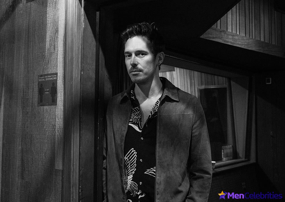 Sam Palladio sexy photos