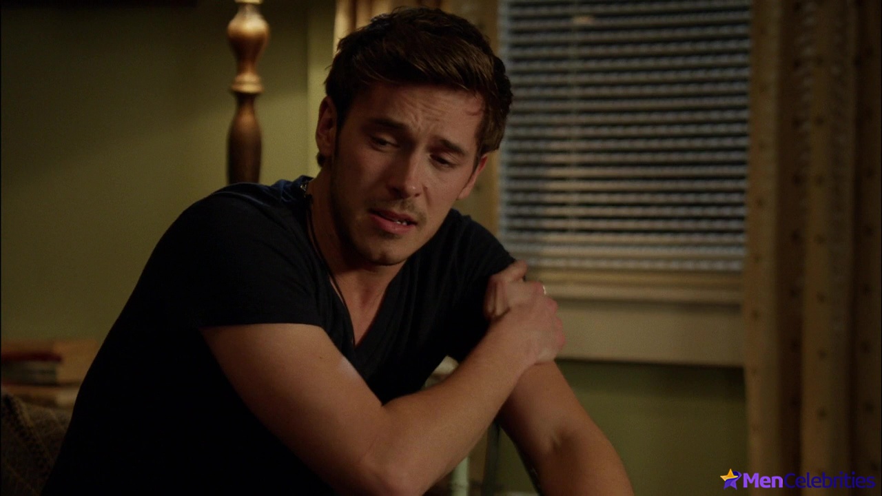 Sam Palladio nude scenes