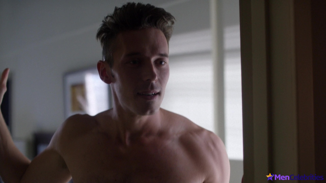Sam Palladio nude scenes