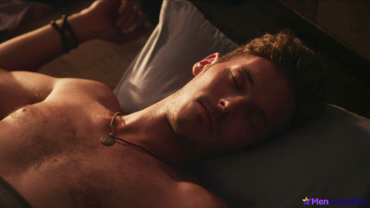 Sam Palladio nude scenes
