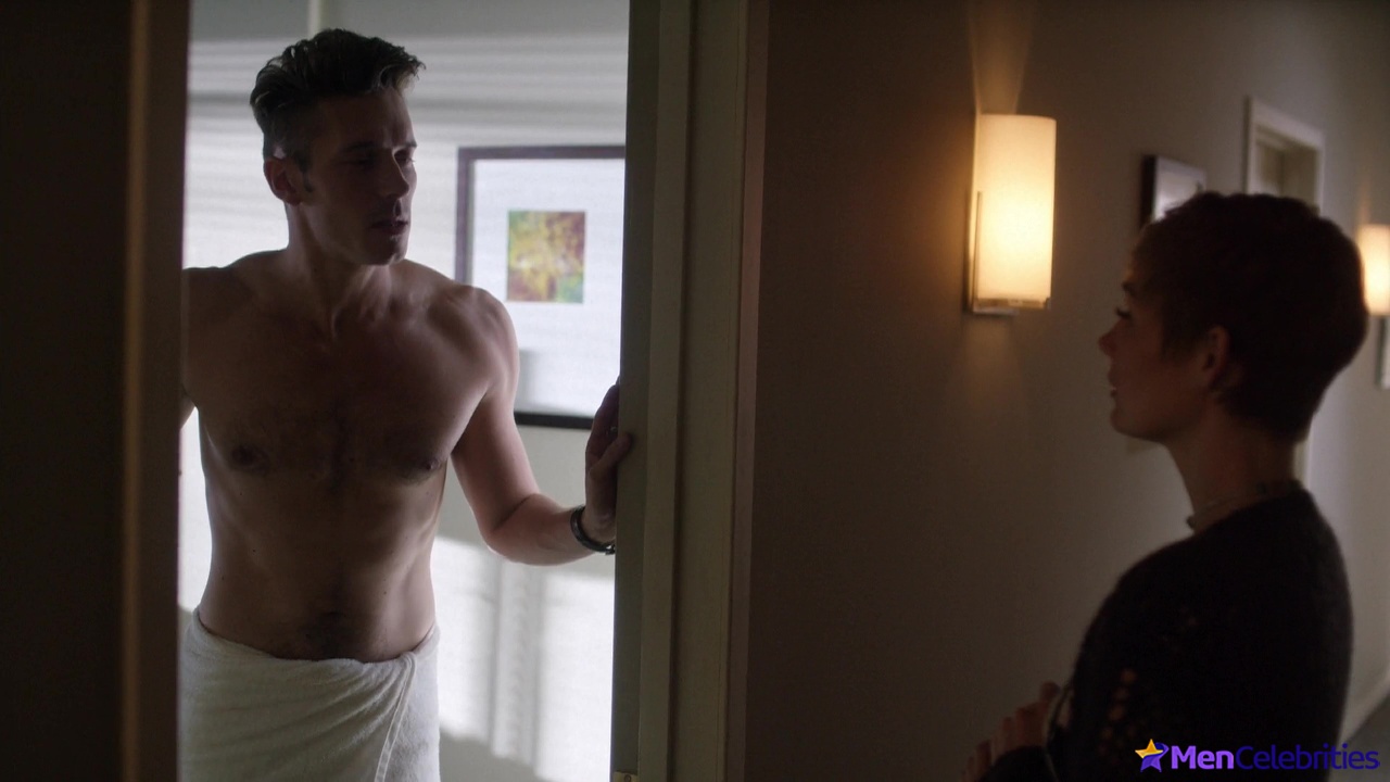 Sam Palladio nude scenes