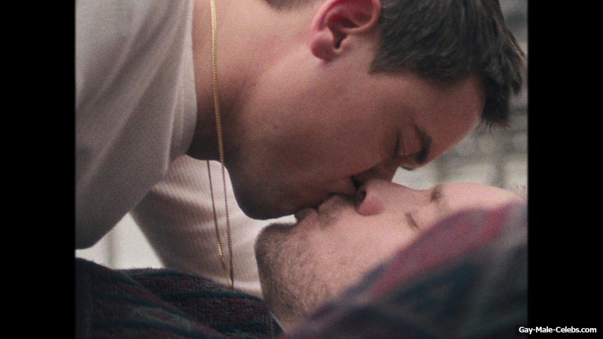 Tom Blyth nude in Plainclothes