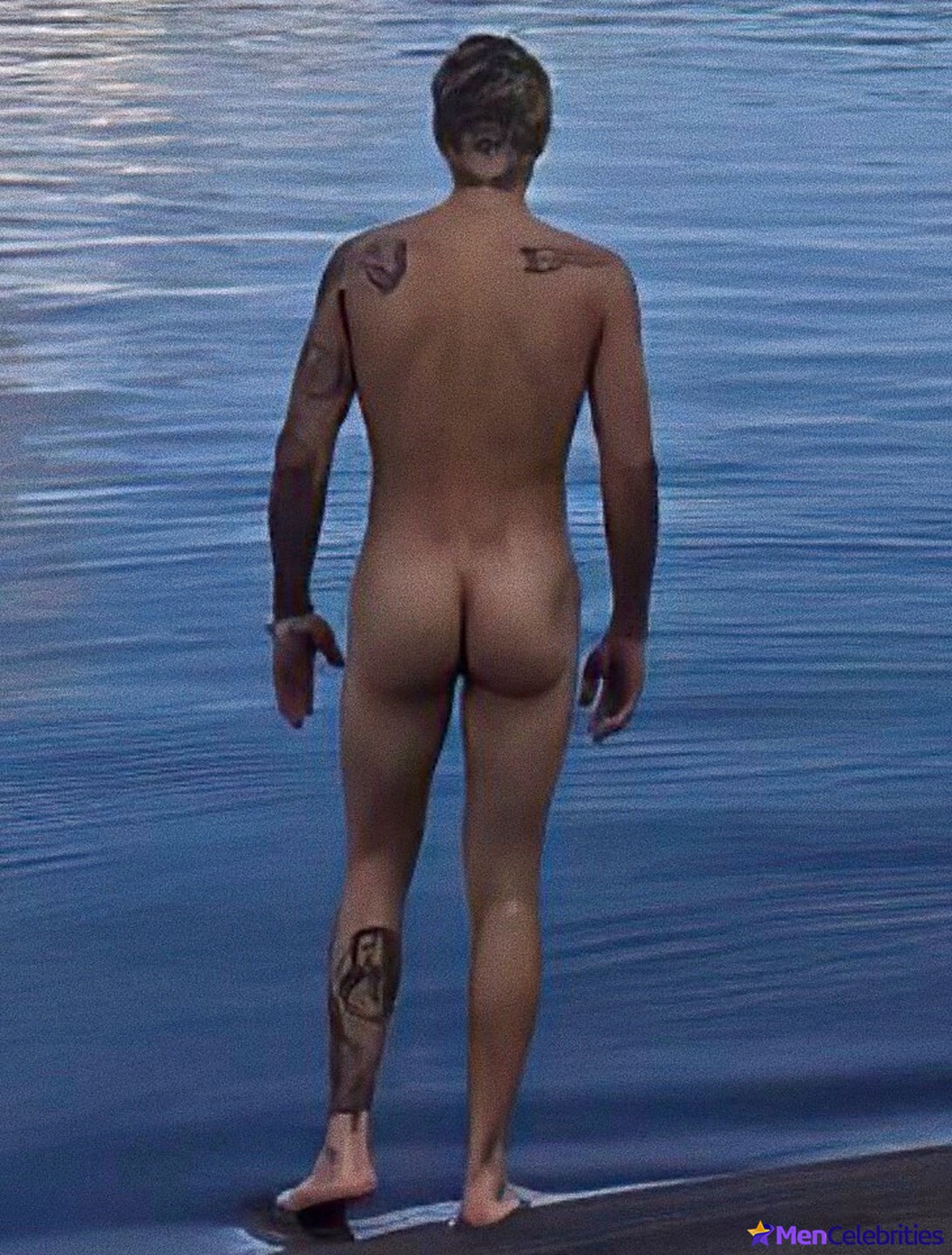 Justin Bieber frontal nude