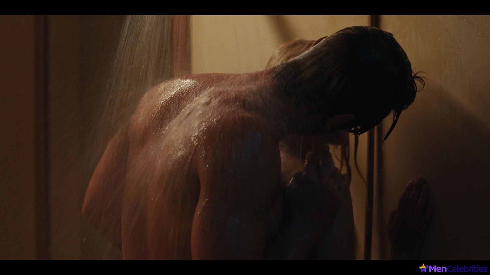 Brandon Sklenar nude in shower