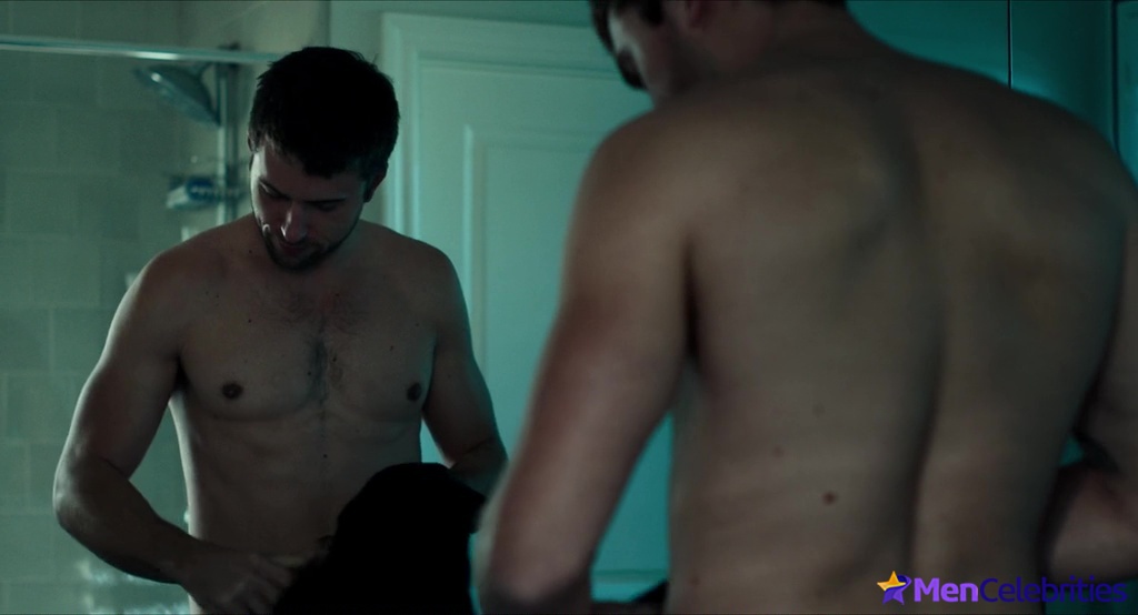 Brandon Sklenar nude scenes