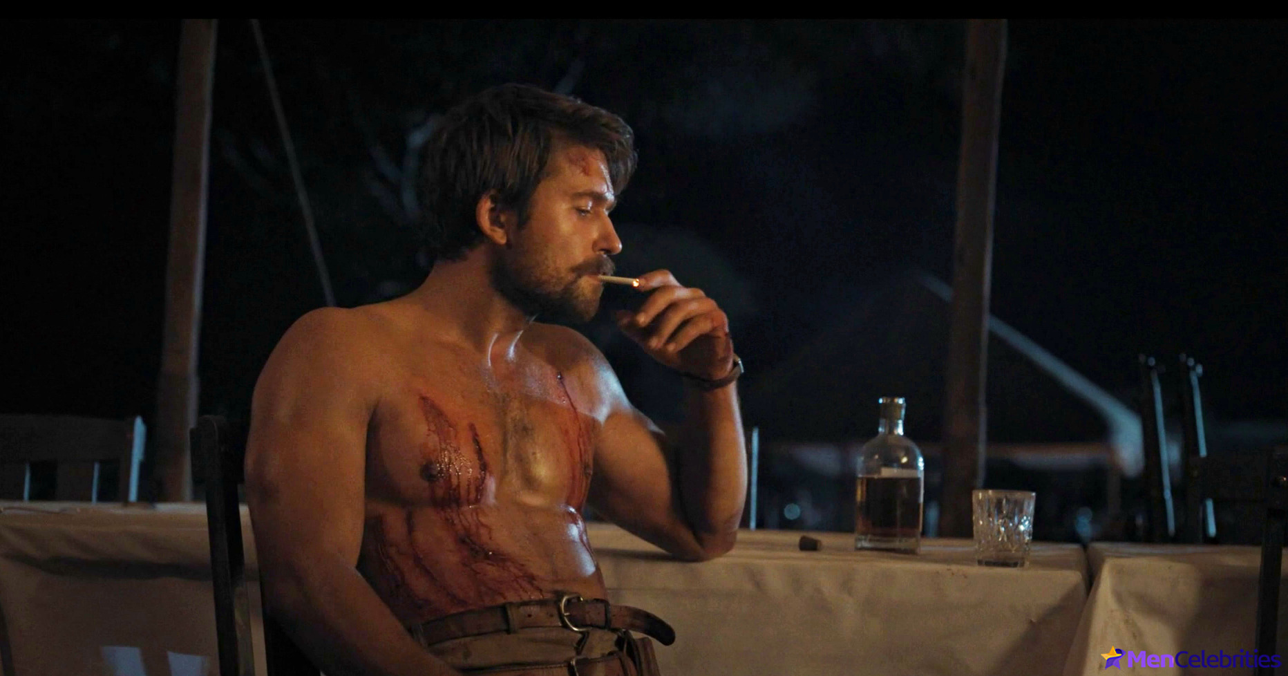 Brandon Sklenar nude scenes