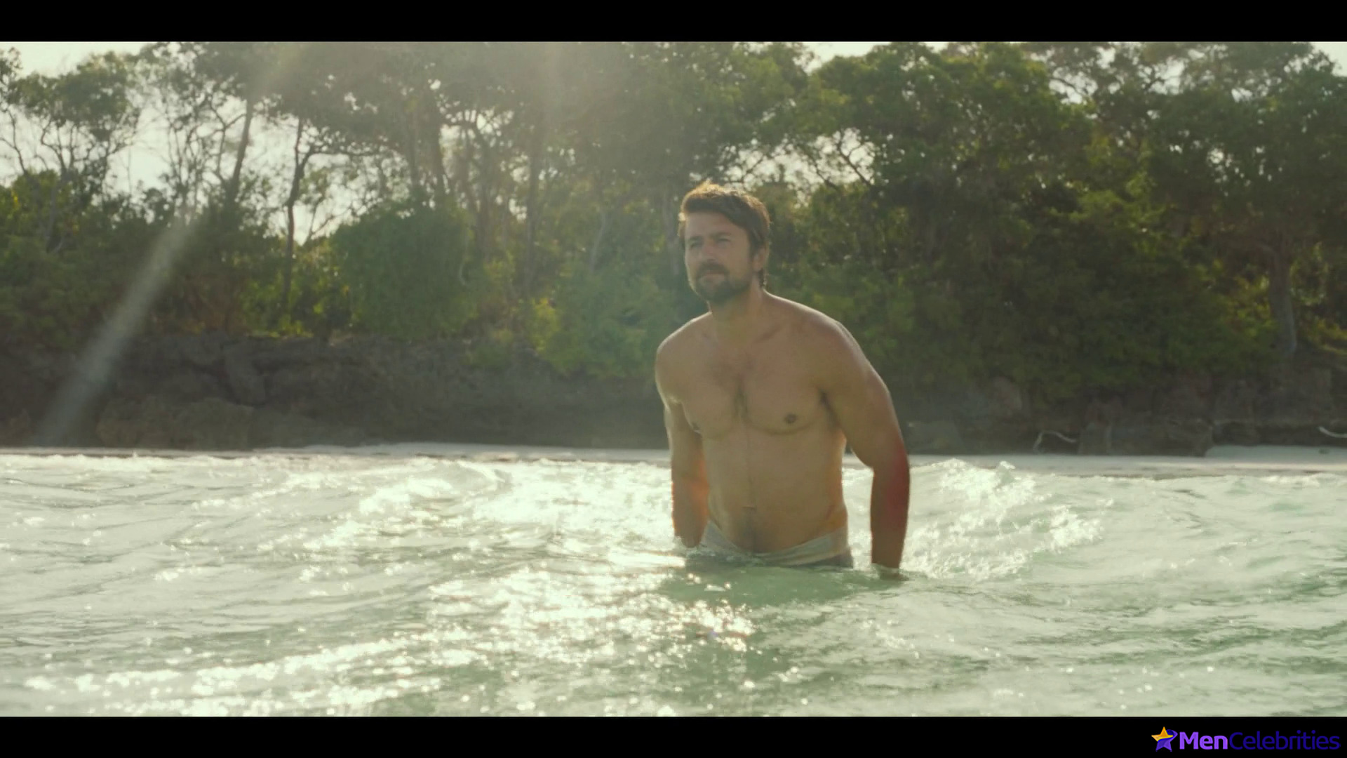 Brandon Sklenar nude scenes