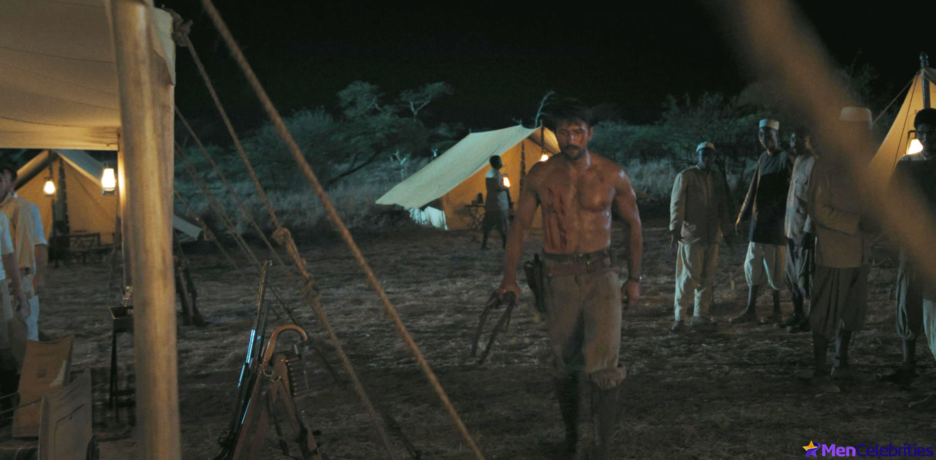 Brandon Sklenar nude scenes