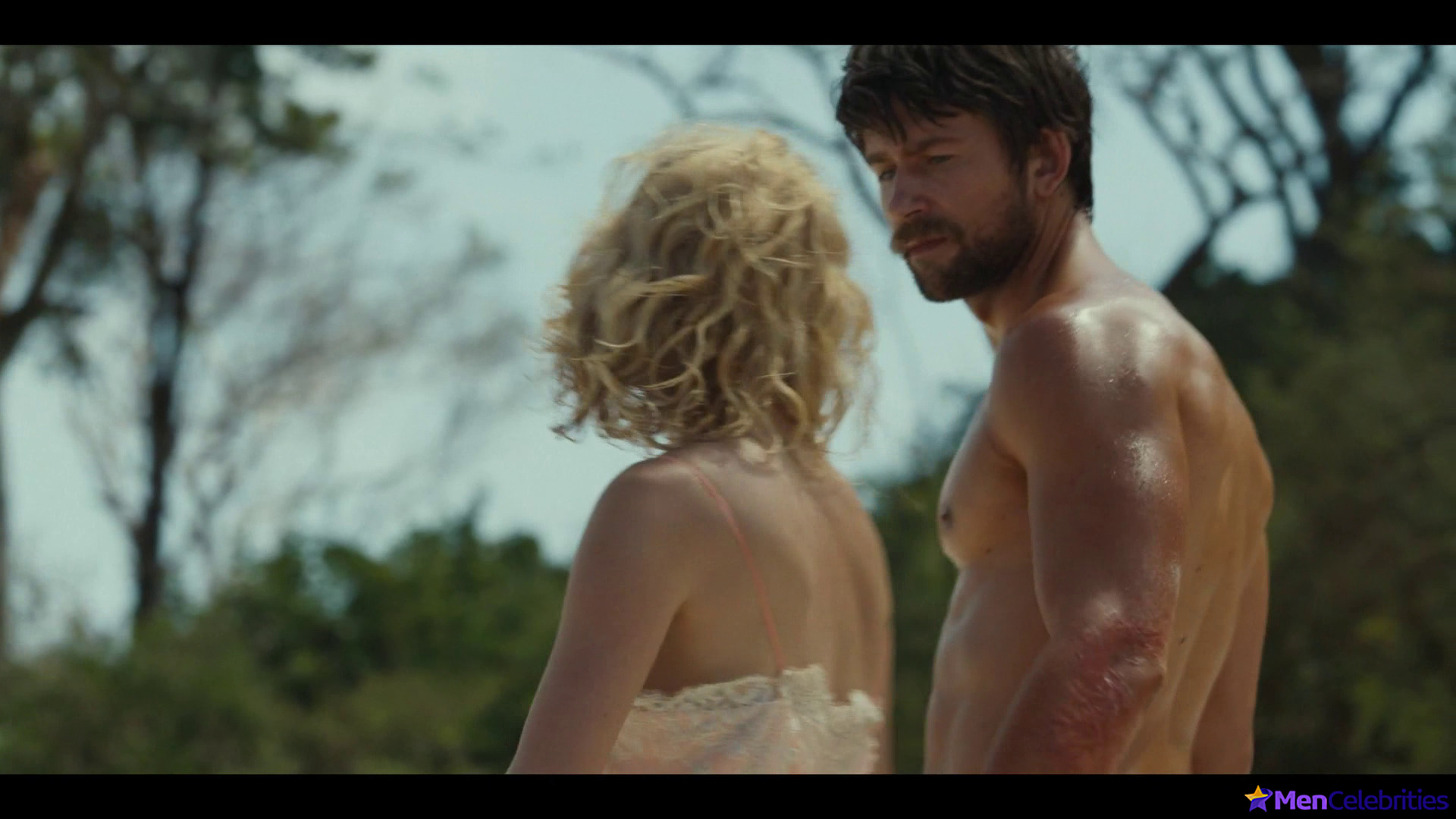 Brandon Sklenar nude scenes