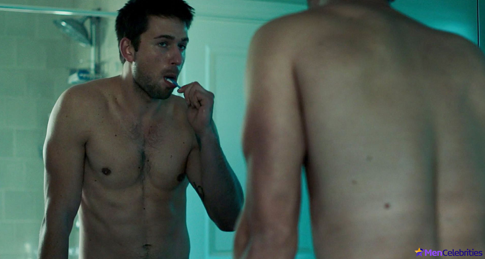 Brandon Sklenar nude scenes