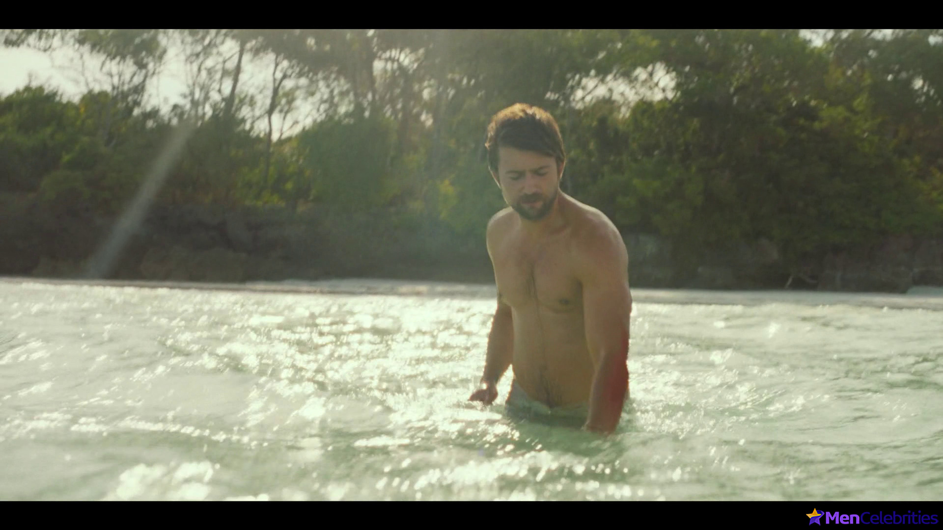 Brandon Sklenar nude scenes