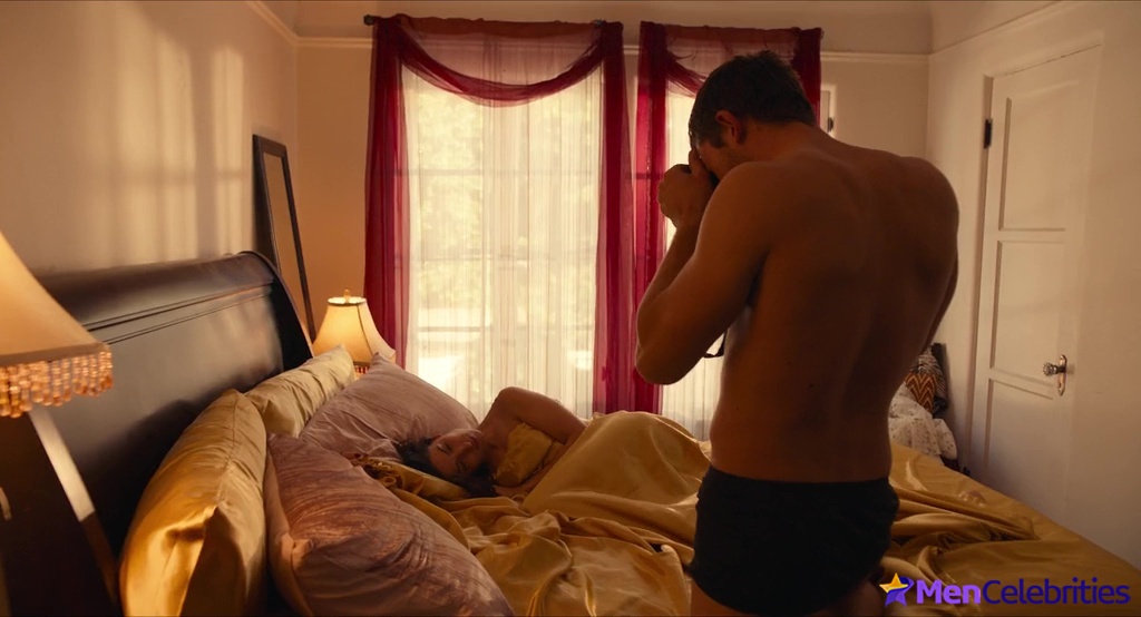 Brandon Sklenar nude scenes