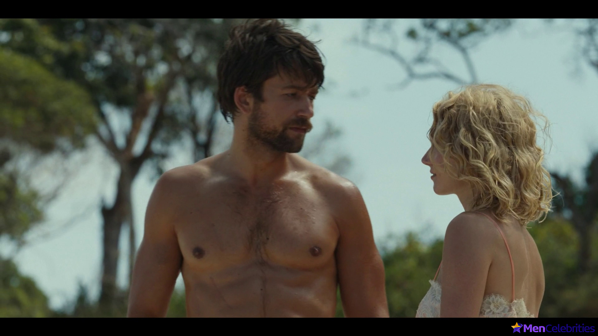 Brandon Sklenar nude scenes