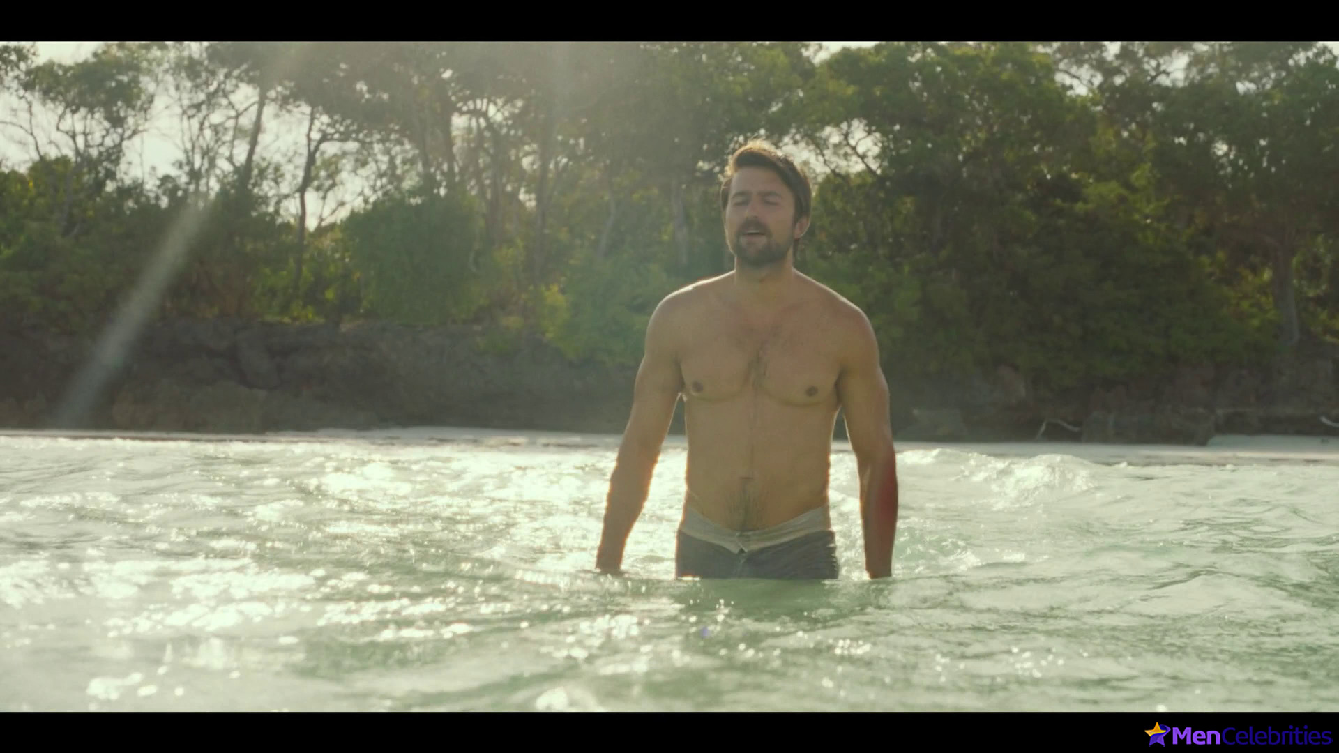 Brandon Sklenar nude scenes