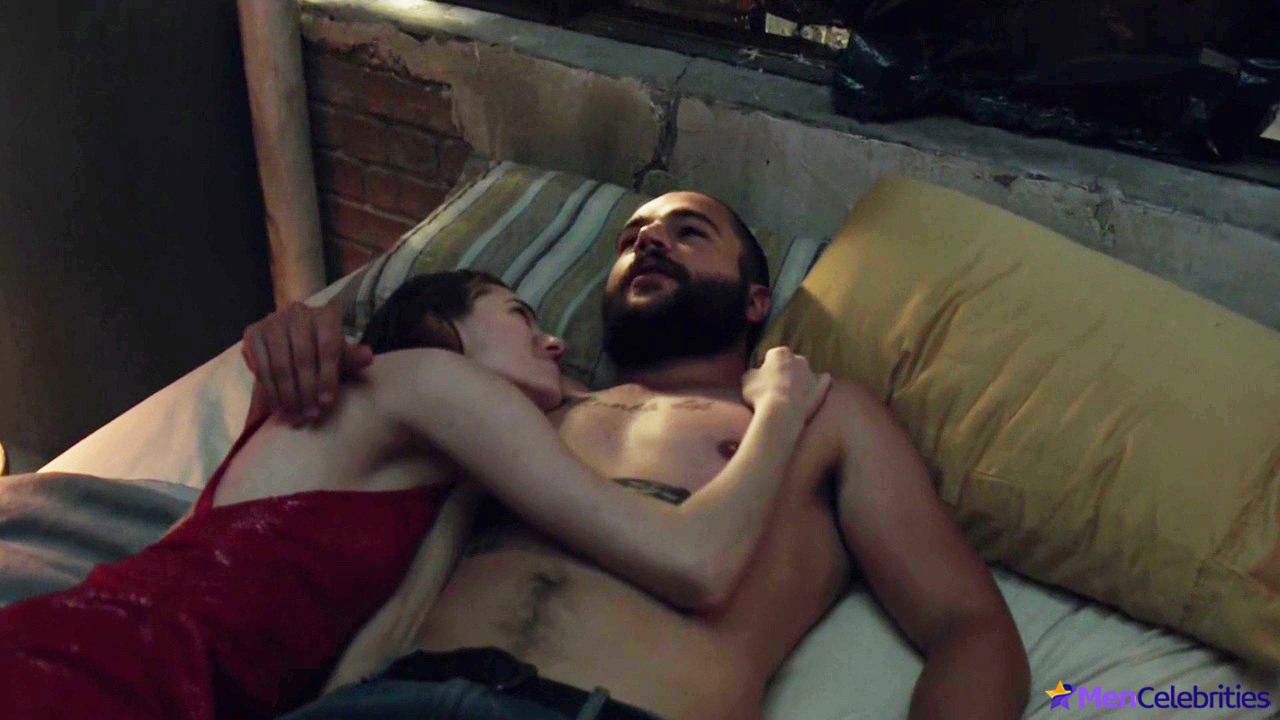 Christopher Abbott nude scenes