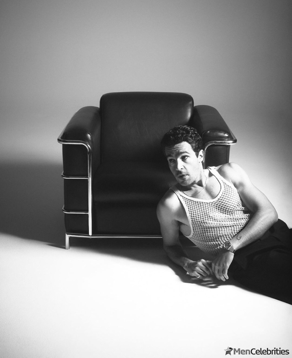 Christopher Abbott shirtless pics