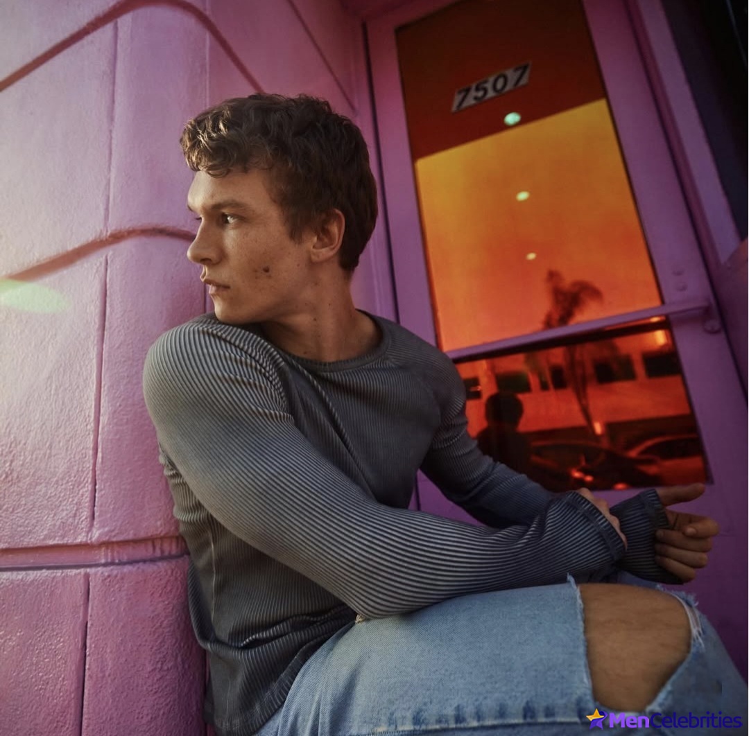 Connor Storrie shirtless pics