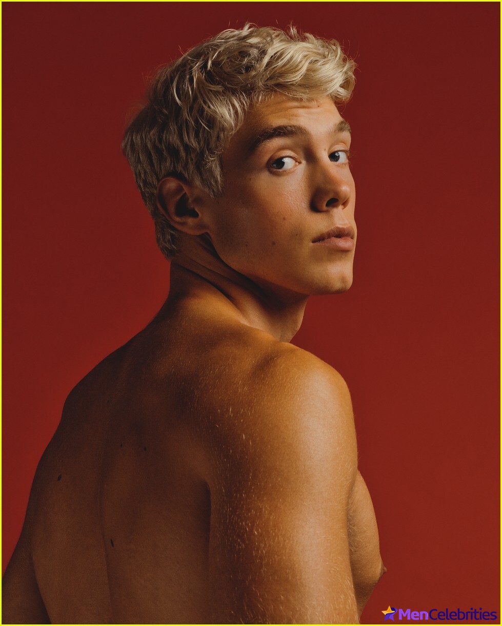 Derek Chadwick sexy photos