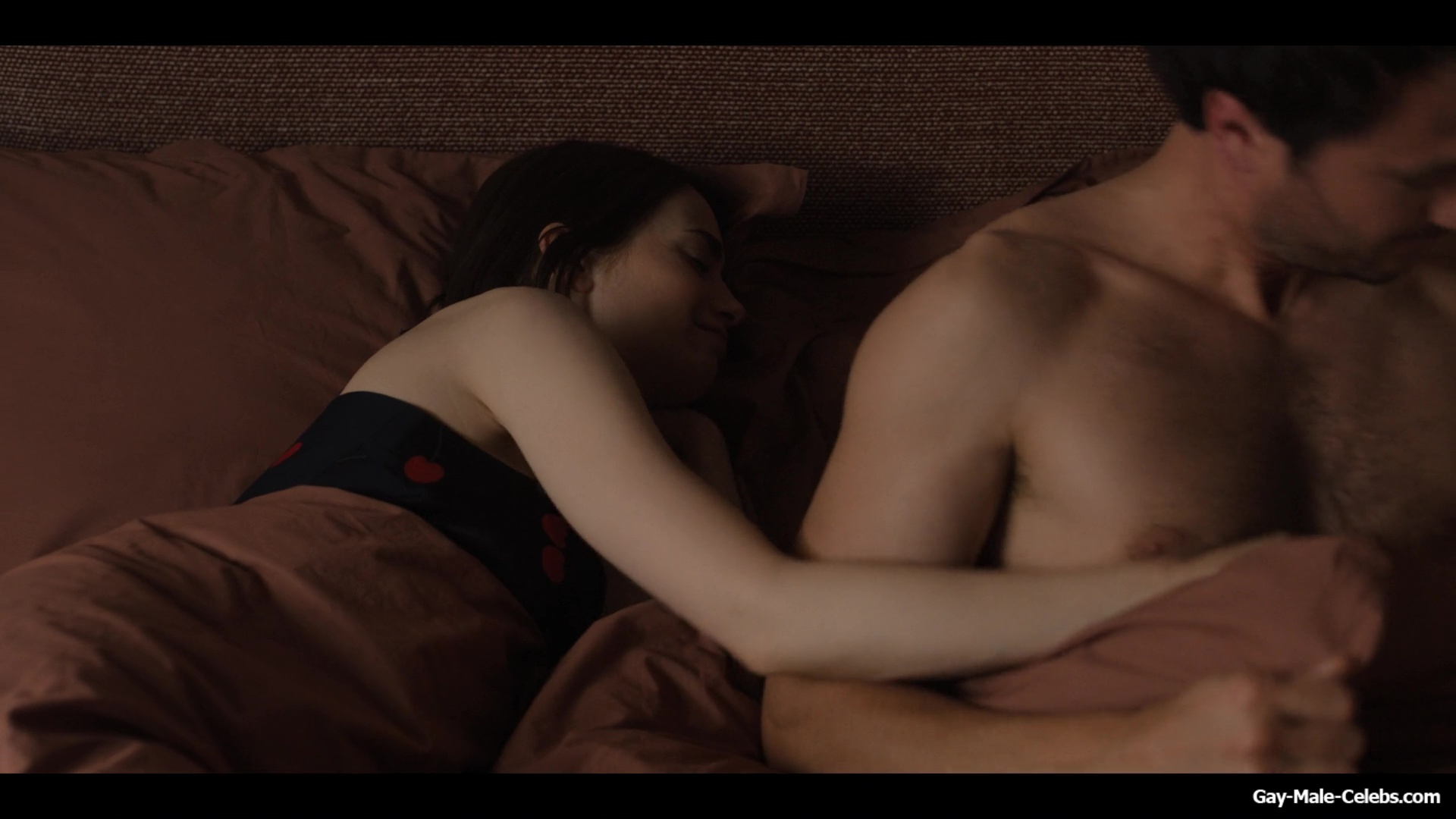 Eugenio Franceschini nude in Emily in Paris