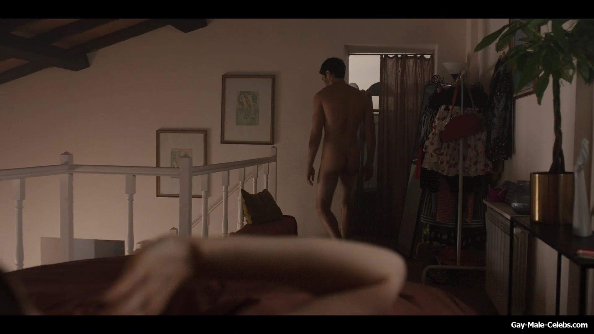 Eugenio Franceschini nude in Emily in Paris