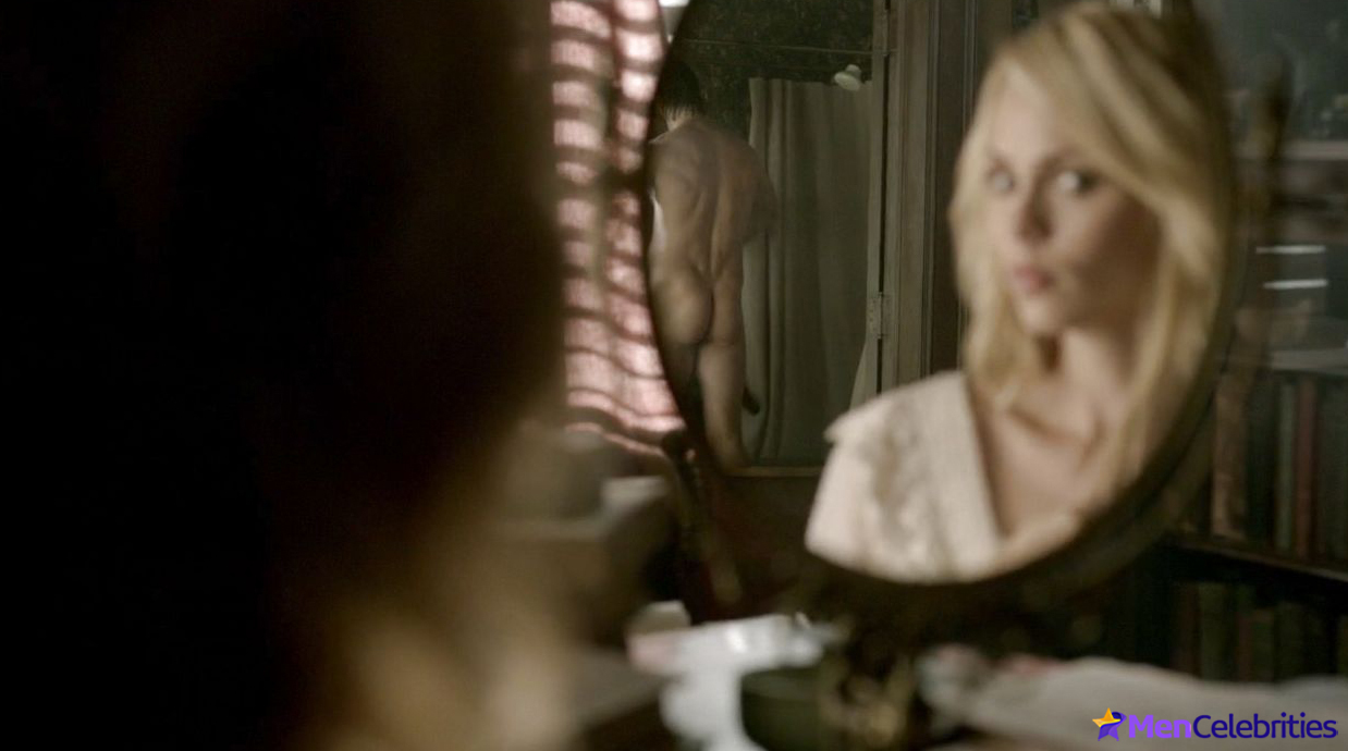 Greyston Holt nude scene