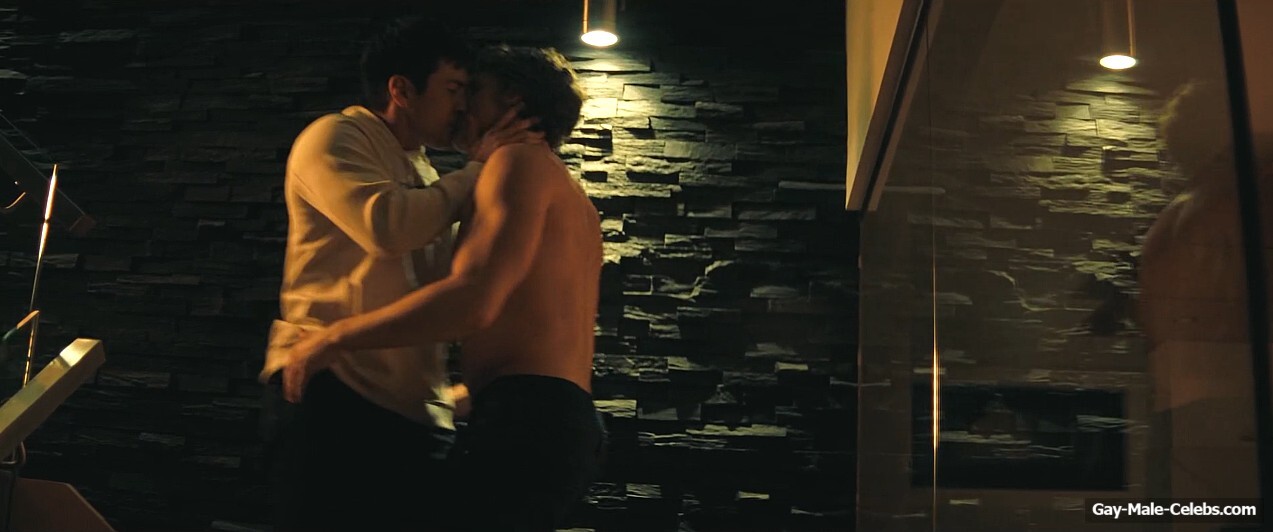 Hudson Williams Connor Storrie nude in Heated Rivalry