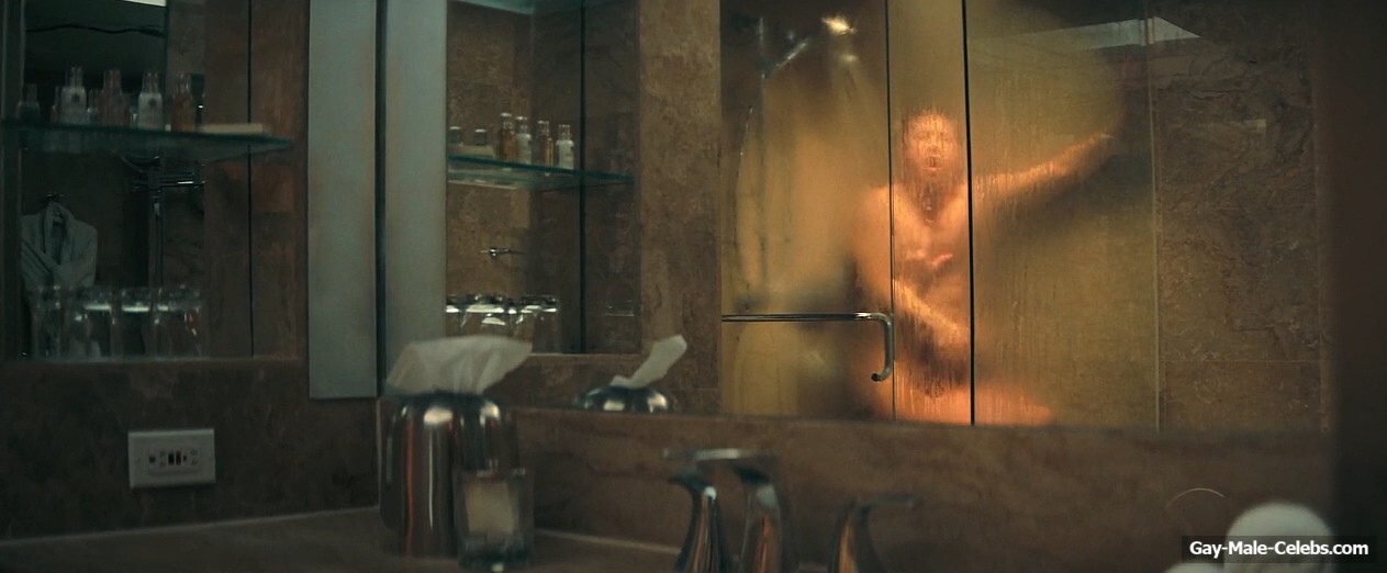 Hudson Williams Connor Storrie nude in Heated Rivalry