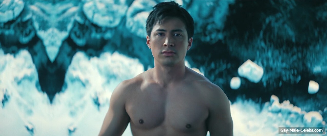 Hudson Williams Connor Storrie nude in Heated Rivalry