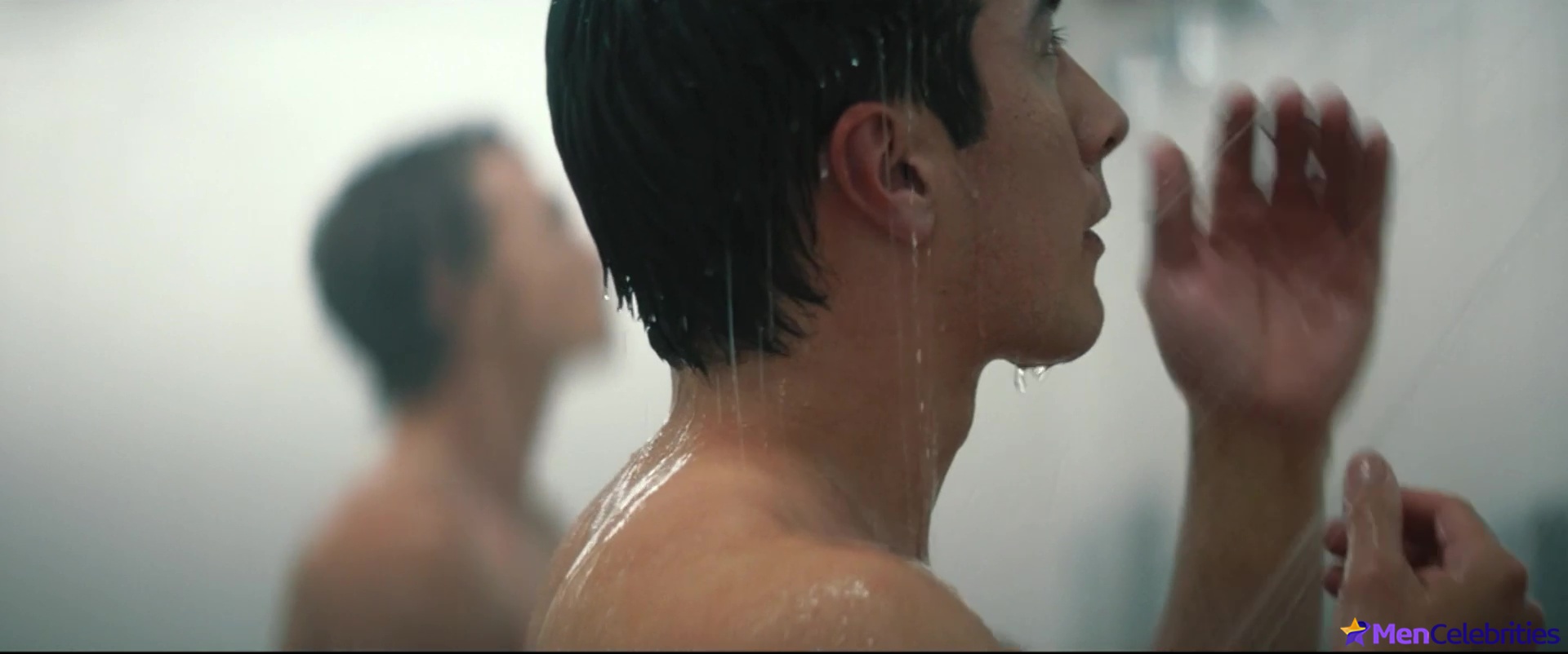 Hudson Williams nude scenes