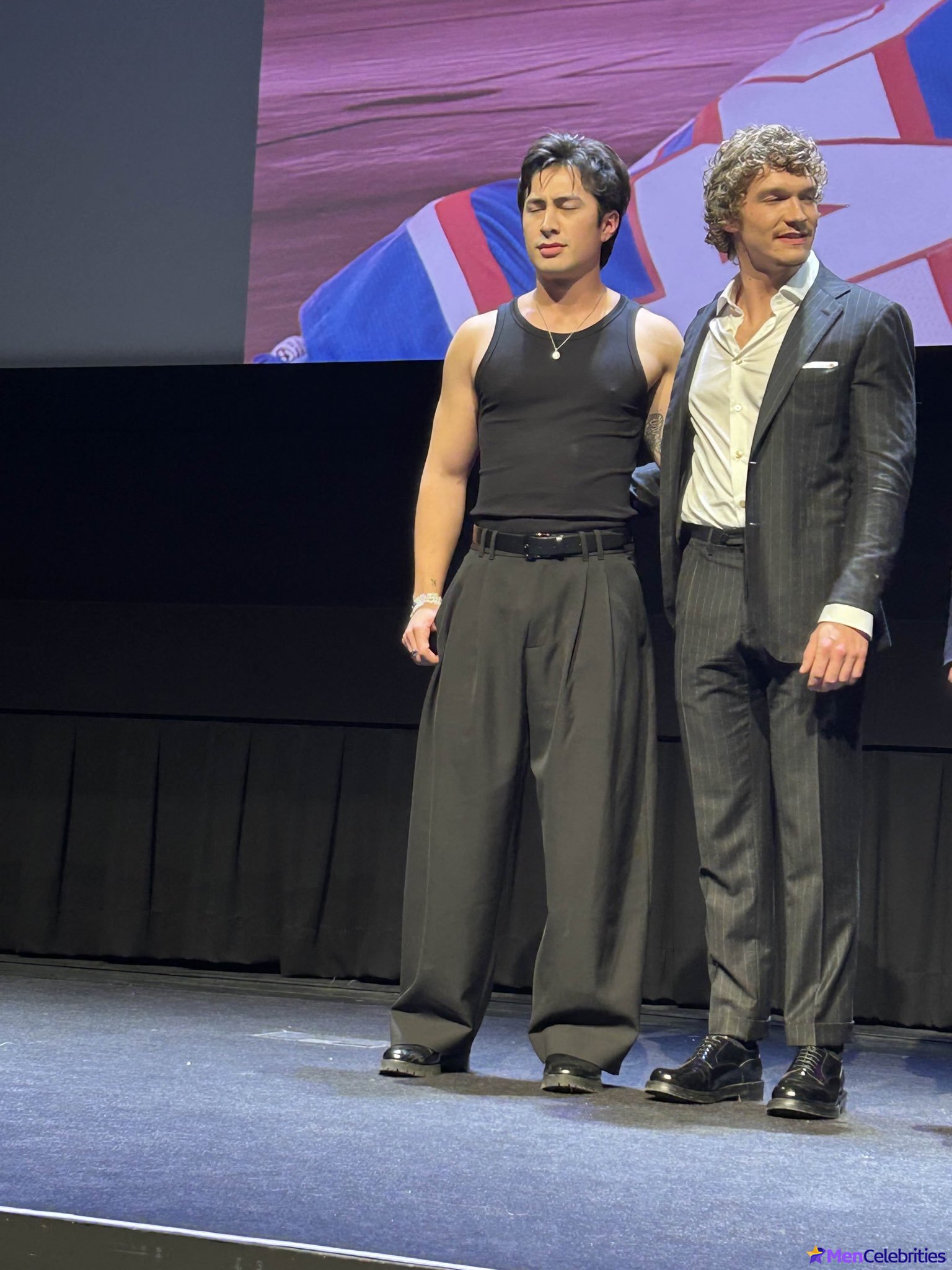 Hudson Williams sexy pics