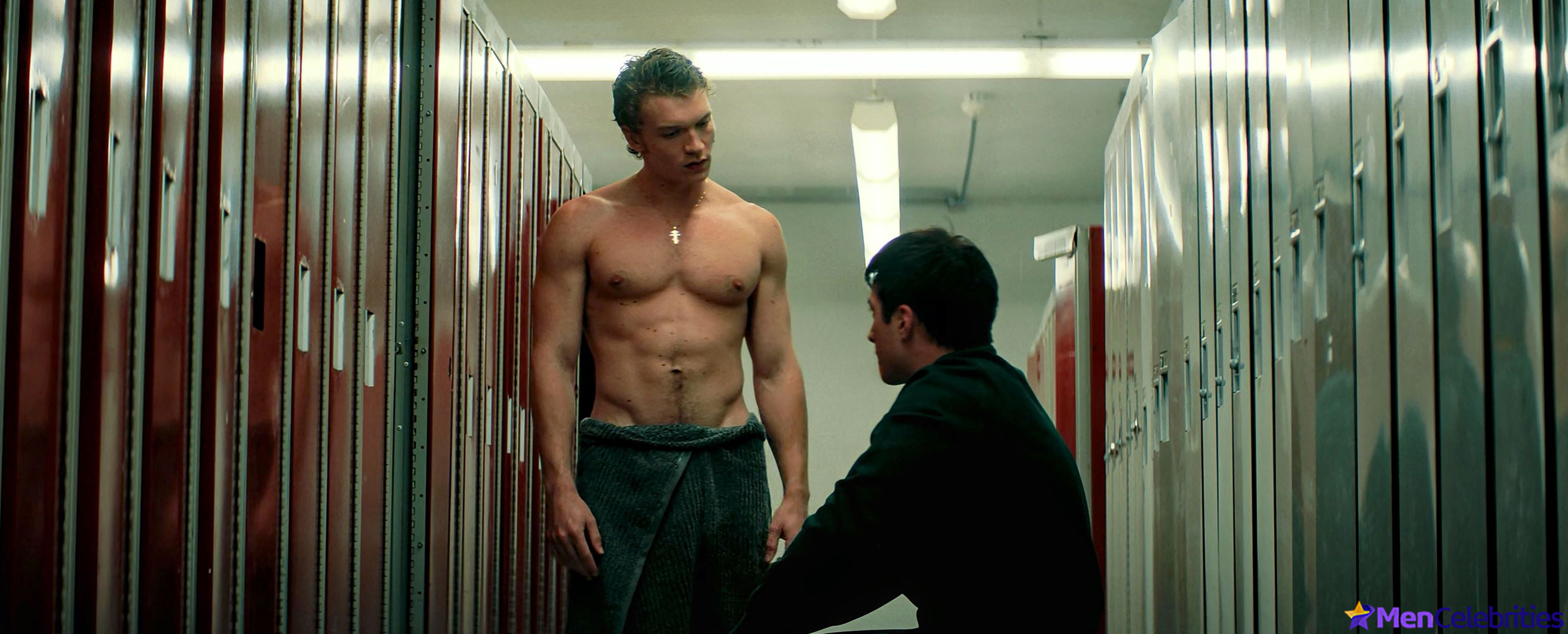 Hudson Williams nude scenes