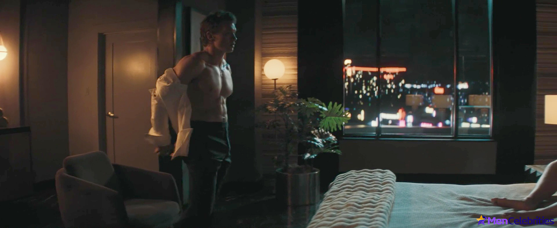 Hudson Williams nude scenes