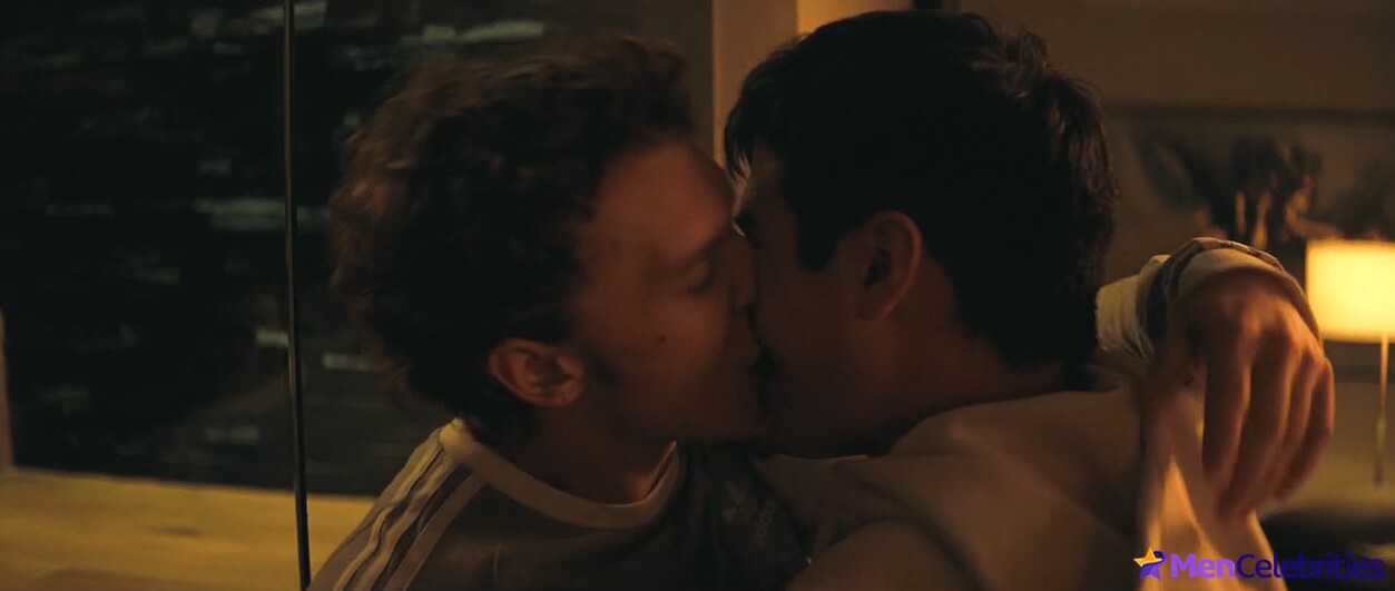 Nude Gay Sex in Heated Rivalry