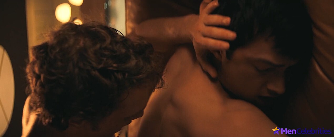 Nude Gay Sex in Heated Rivalry