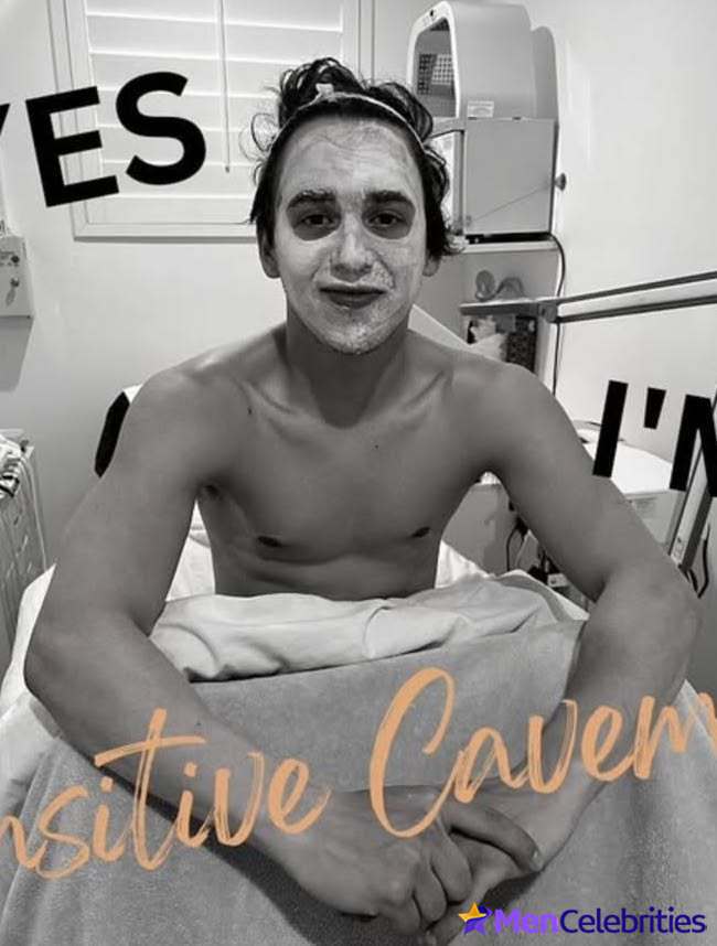 Marcello Hernandez shirtless photos