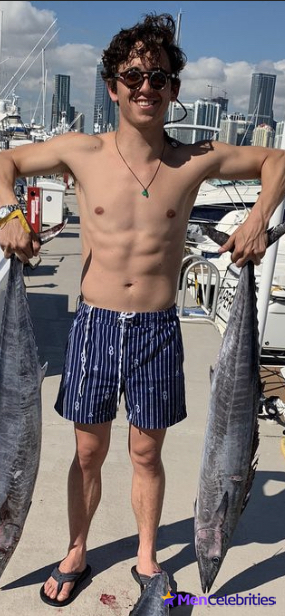 Marcello Hernandez shirtless photos