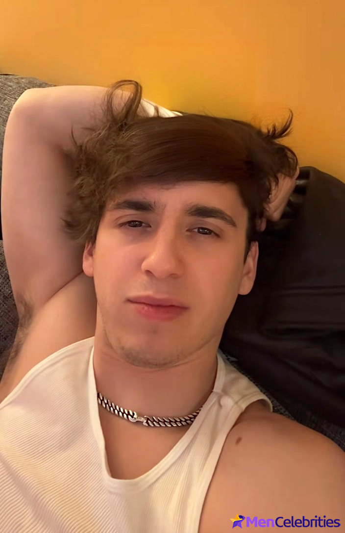 Marcello Hernandez shirtless photos