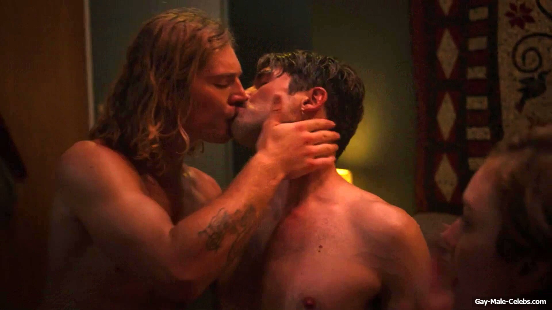 Matthew Vey Ryan de Villiers hot kiss