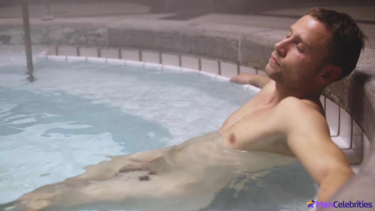 Max Riemelt nude and sex photos