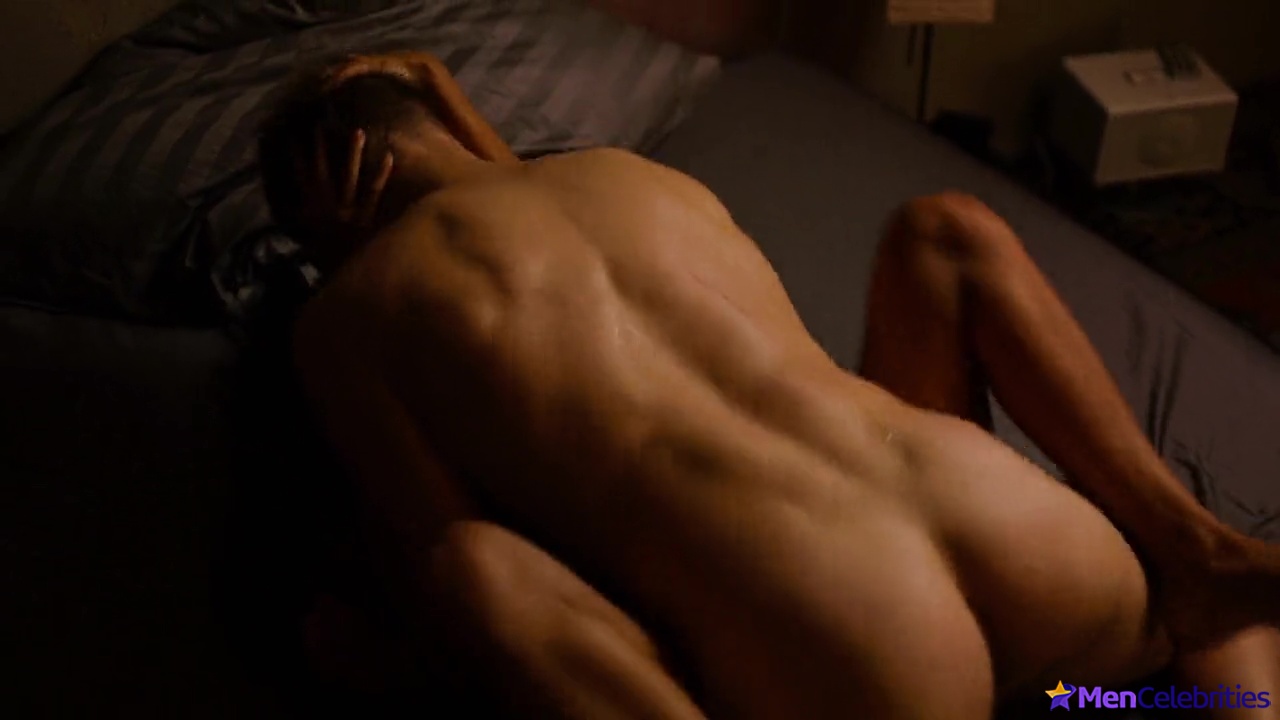 Max Riemelt nude and sex photos