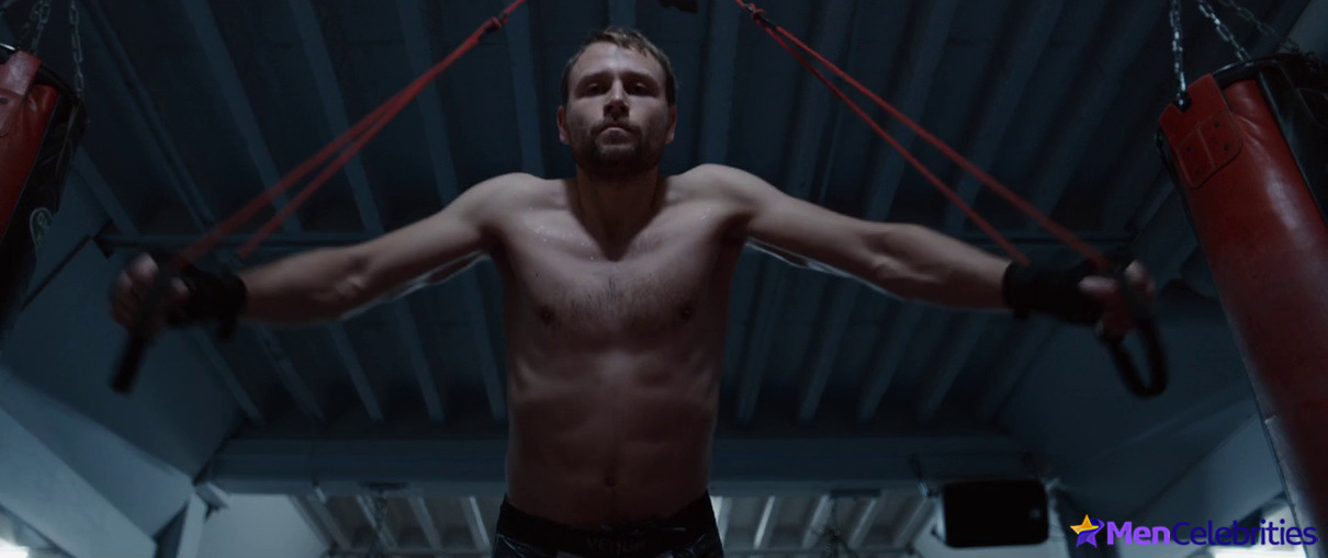 Max Riemelt nude and sex photos